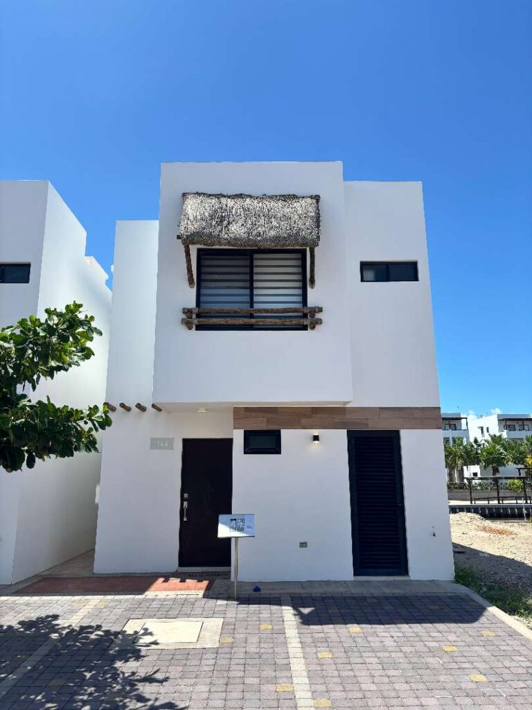 MODELO CONDOR ALMARENA ISLA CORTES (0)